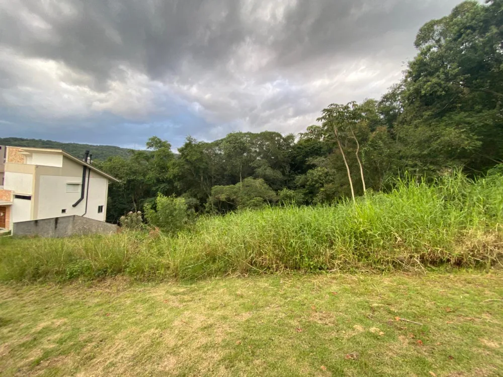 Terreno a venda no bairro Mina Brasil