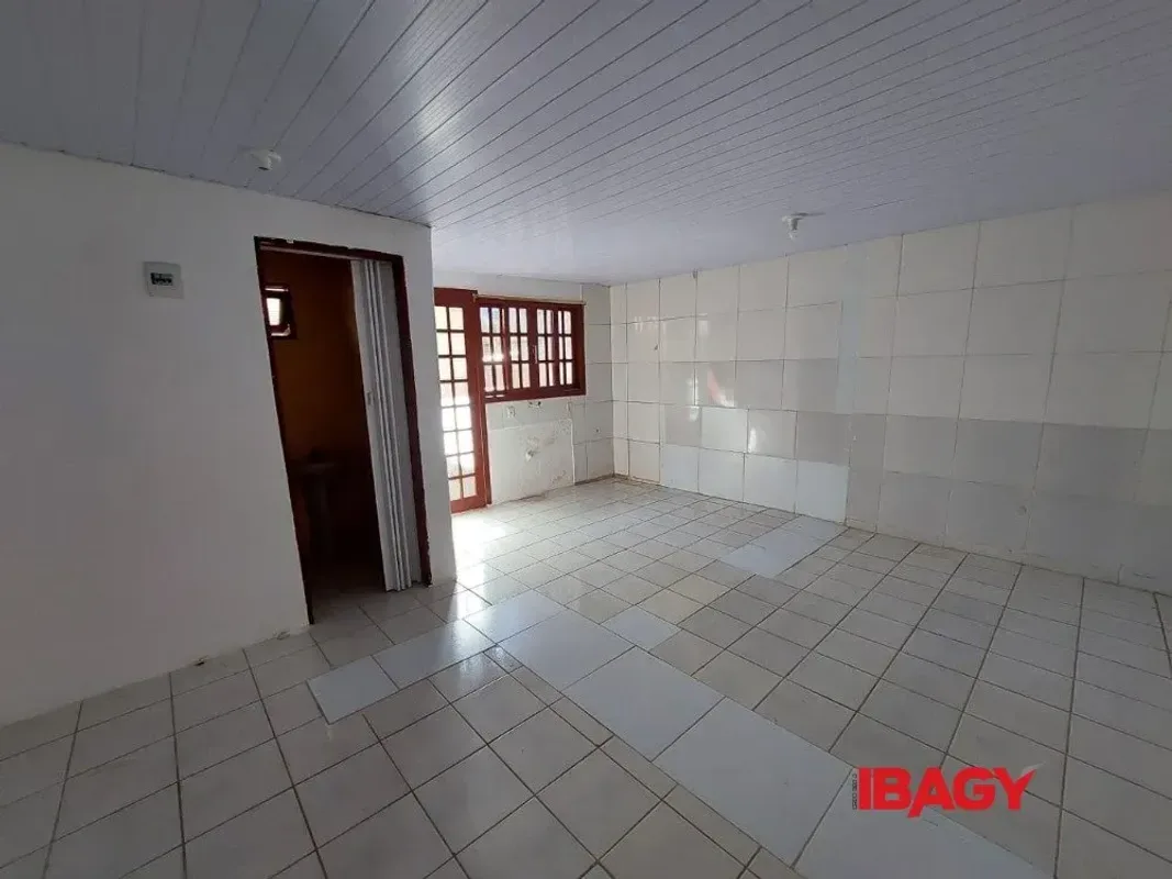Casa para alugar com 131 m², 3 quartos, 2 banheiros, 1 vaga — foto 23