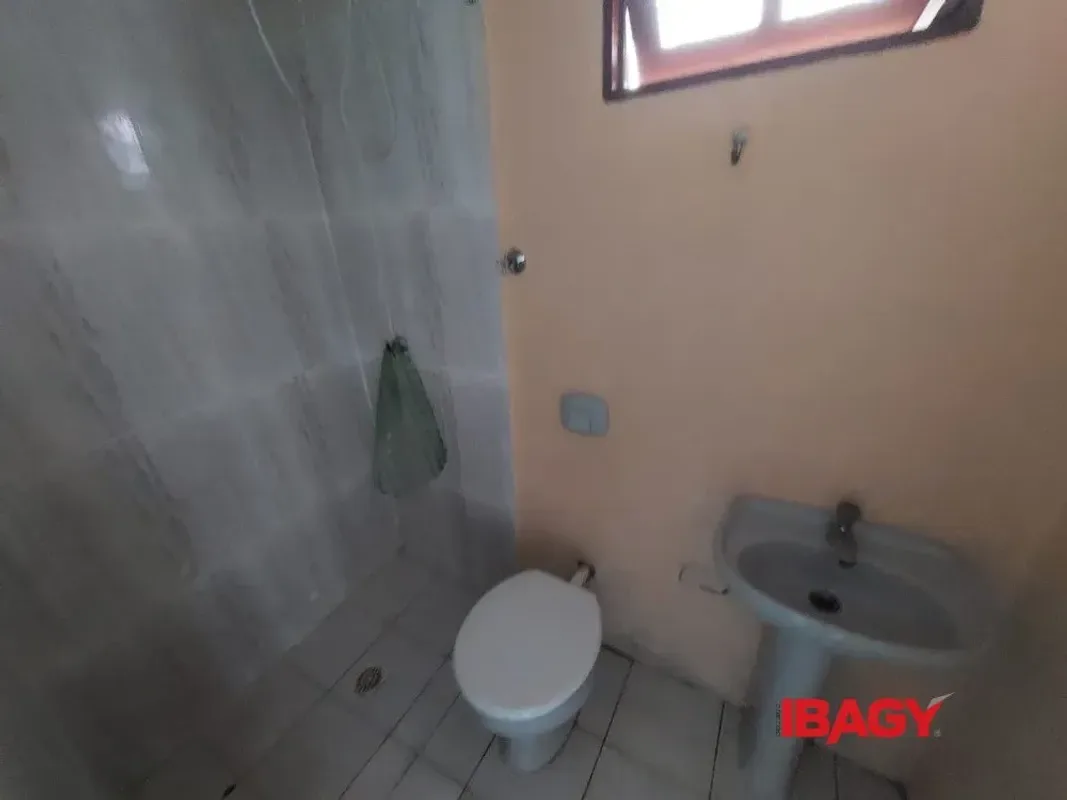 Casa para alugar com 131 m², 3 quartos, 2 banheiros, 1 vaga — foto 24