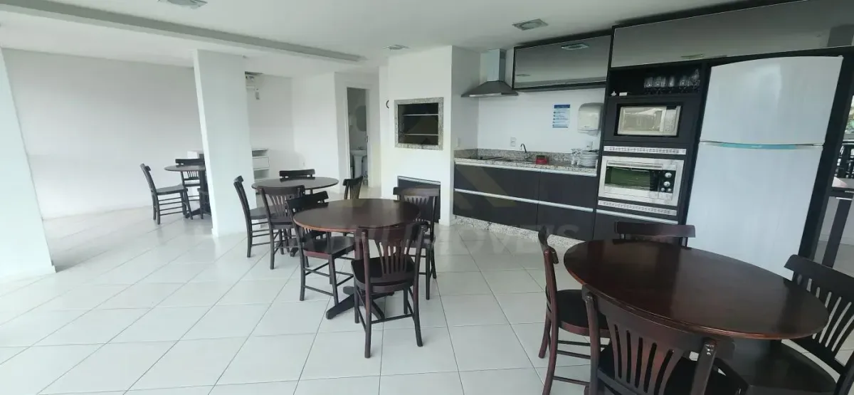 Apartamento para alugar com 78 m², 2 quartos, 2 banheiros, 1 vaga — foto 10