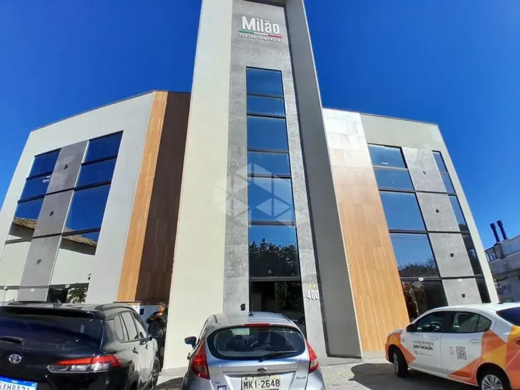 Ponto comercial/Loja/Box para alugar com 42 m², 1 banheiro, 1 vaga