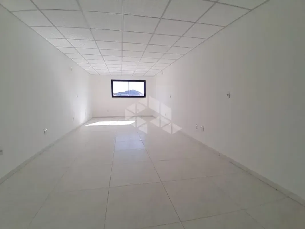 Ponto comercial/Loja/Box para alugar com 42 m², 1 banheiro, 1 vaga — foto 4