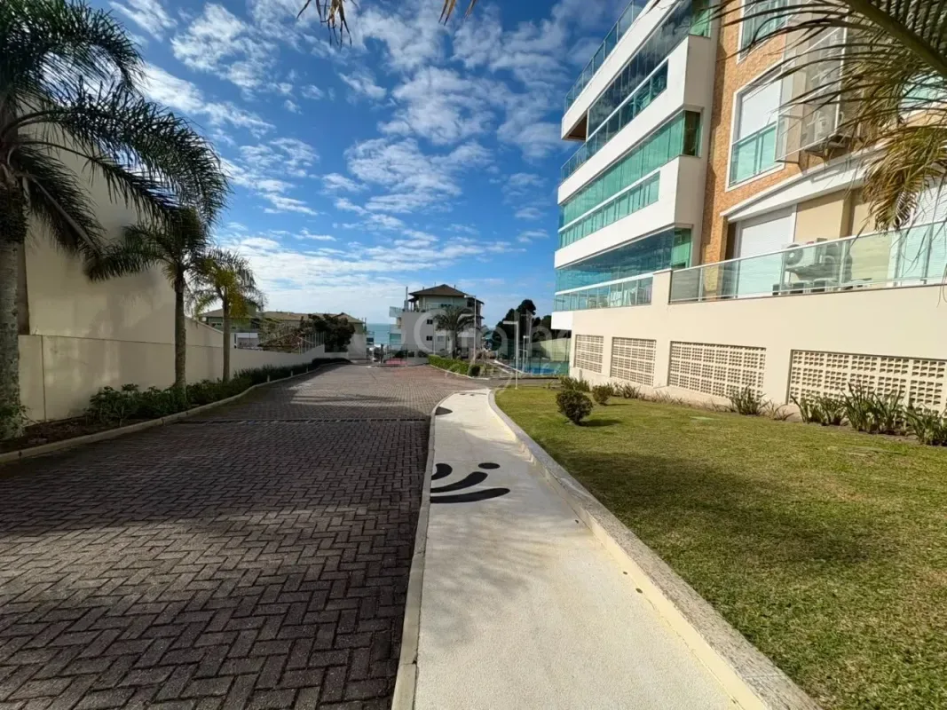 Apartamento para alugar com 101 m², 2 quartos, 2 banheiros, 1 vaga