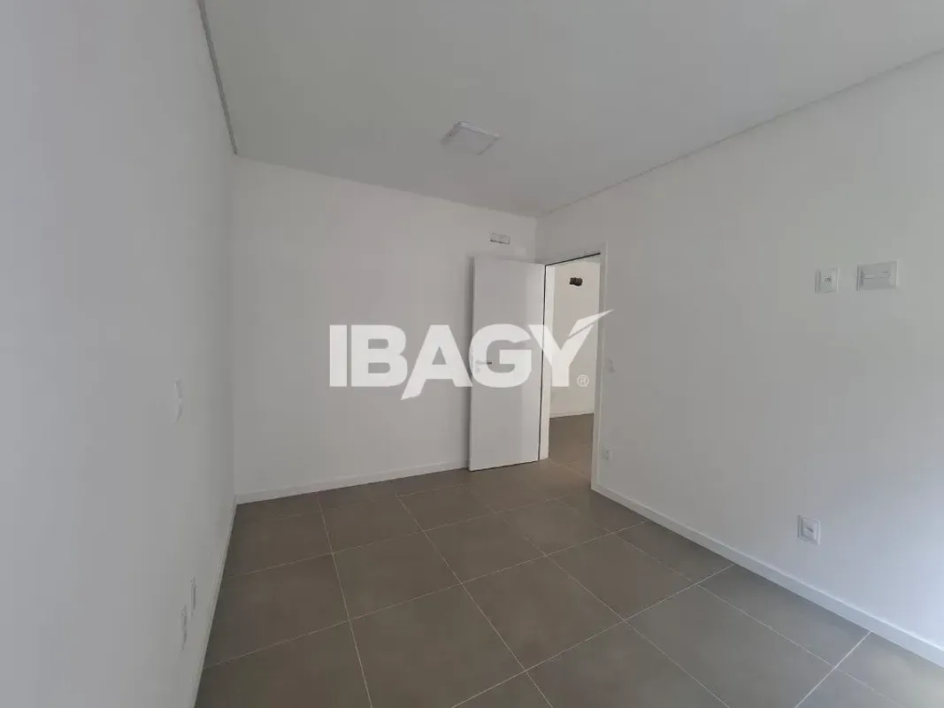 Apartamento para alugar com 55 m², 1 quarto, 1 banheiro, 1 vaga — foto 8