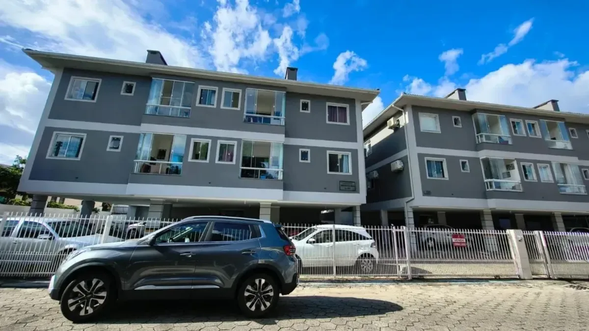 Apartamento para alugar com 80 m², 3 quartos, 1 banheiro, 1 vaga
