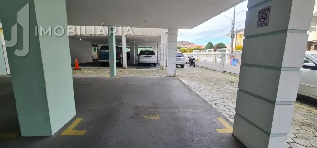 Apartamento para alugar com 80 m², 3 quartos, 1 banheiro, 1 vaga — foto 2