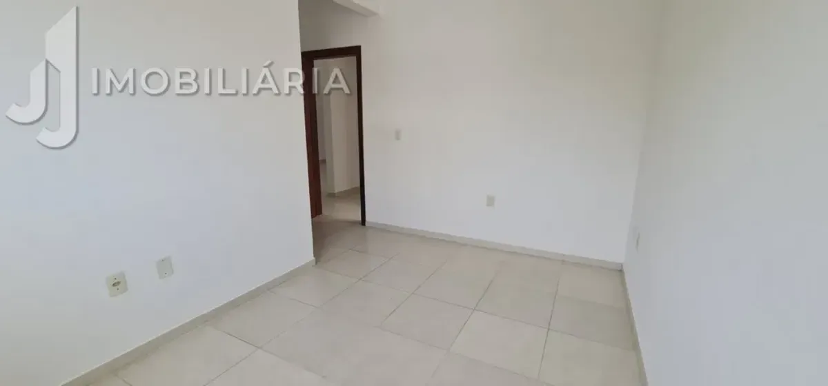 Apartamento para alugar com 80 m², 3 quartos, 1 banheiro, 1 vaga — foto 3