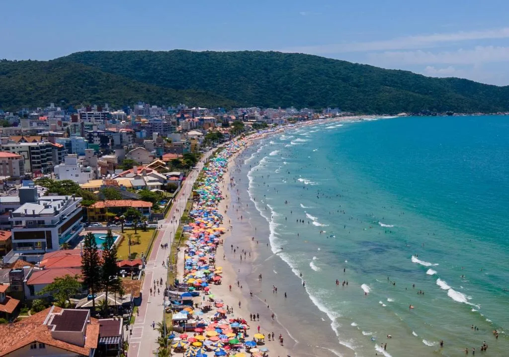 Aquamar Residence, Bombinhas, na Avenida Falcao, Bombas em Bombinhas/SC — foto 3