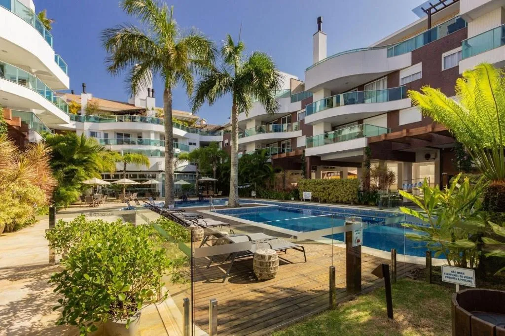 Condominio único para suas férias, Bombinhas, na 1310 Av vereador manoel josé dos santos em Bombinhas/SC