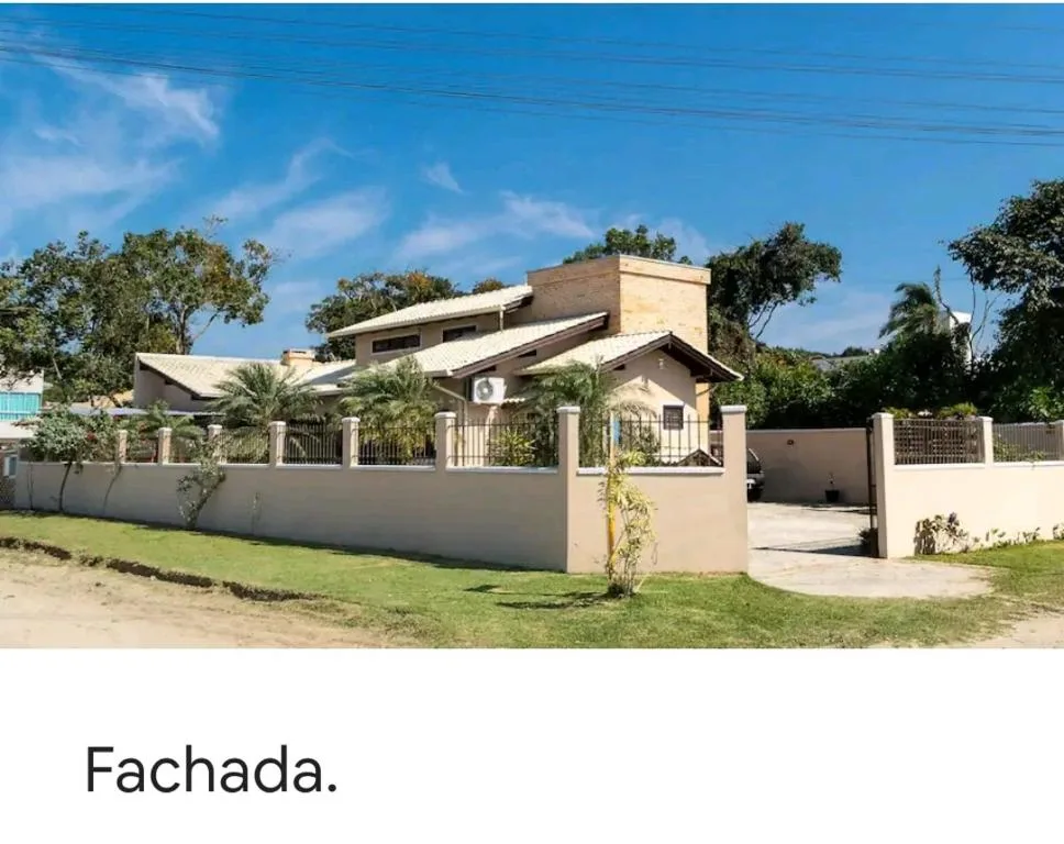 Praia do Mariscal, casa para10 pessoas, Casa Marixca, Bombinhas, na rua manganes numero em Bombinhas/SC — foto 22