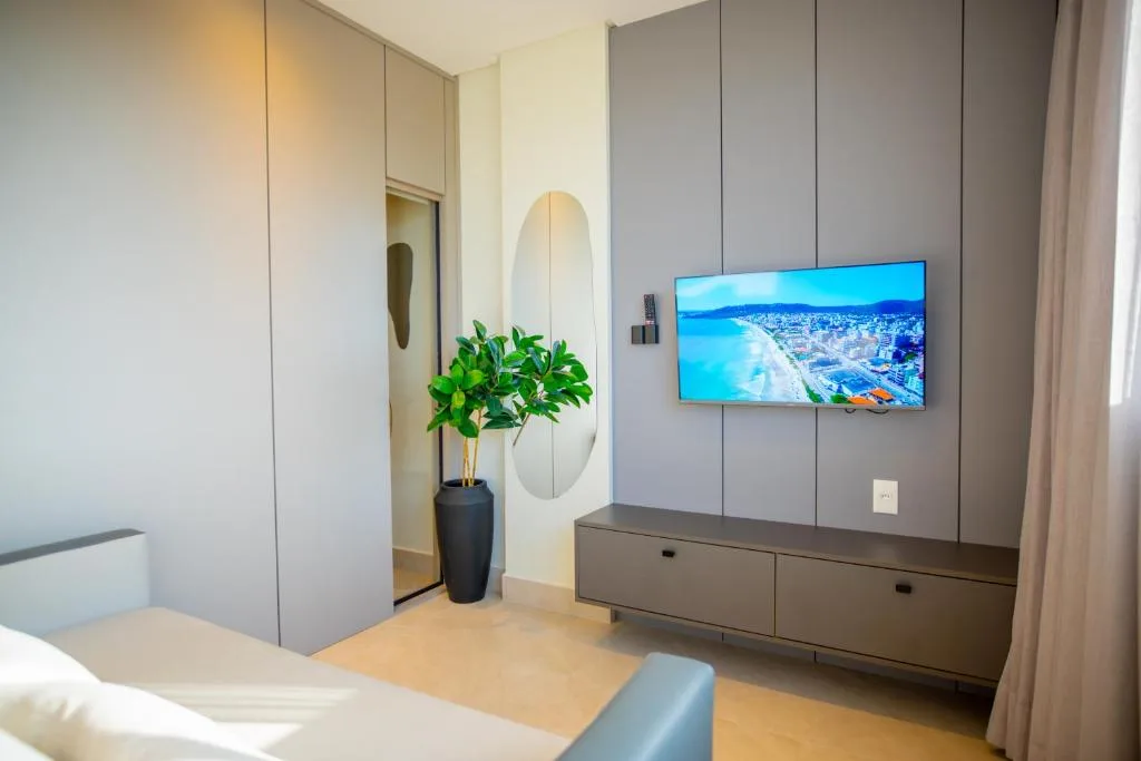 Elegance Bombinhas com Piscina Aquecida - Apartamento para 4 pessoas, Bombinhas, na Rua Lontra, 19 ap 305, ap 306, ap 307, ap em Bombinhas/SC — foto 3