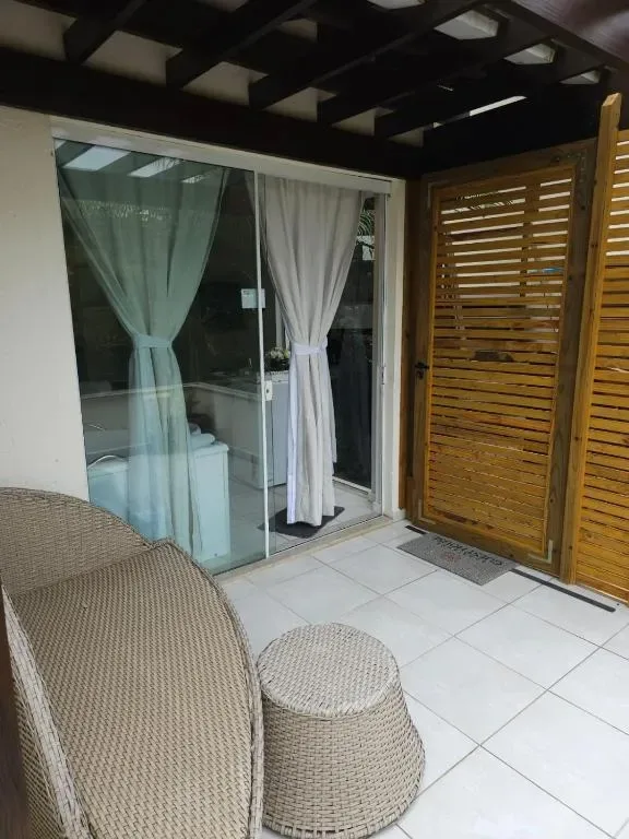 Bombinhas Guest House, Bombinhas, na Rua Corvina em Bombinhas/SC — foto 44