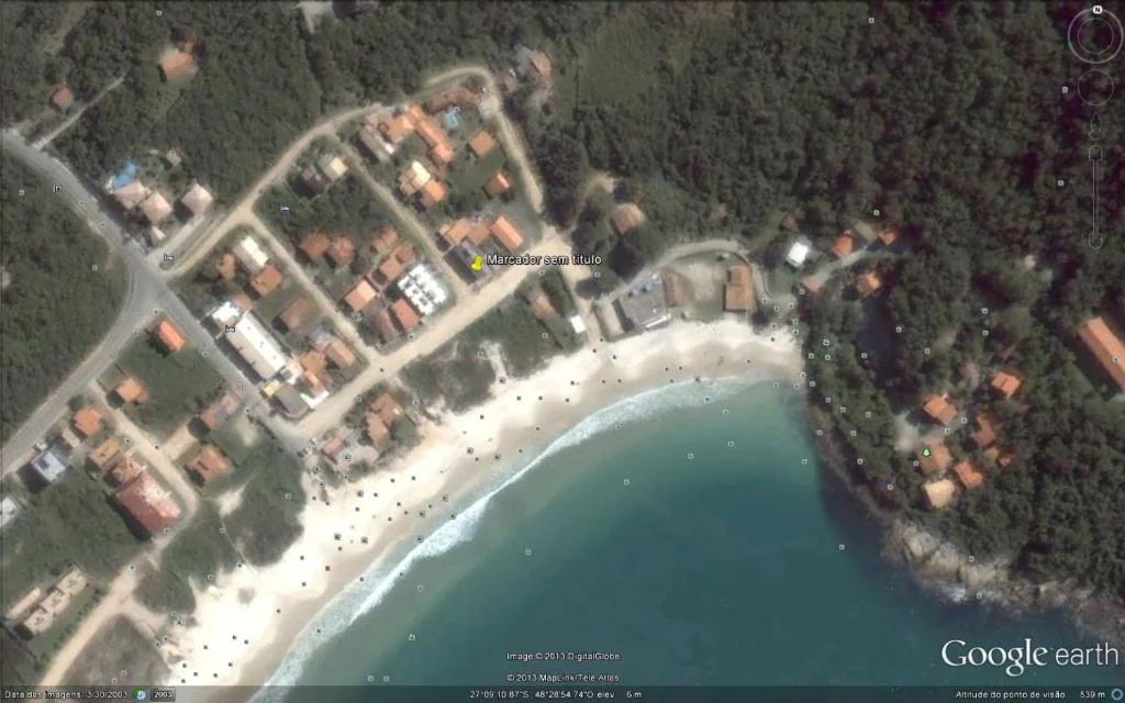 Praia de Quatro Ilhas a 50 metros do mar, Bombinhas, na Avenida Ilha do Arvoredo 40 Apto em Bombinhas/SC — foto 5