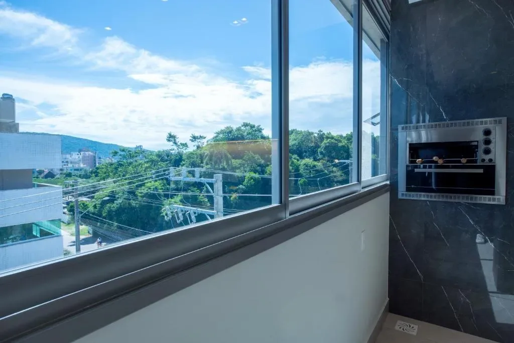 Elegance Bombinhas com Piscina Aquecida - Apartamento para 4 pessoas, Bombinhas, na Rua Lontra, 19 ap 305, ap 306, ap 307, ap em Bombinhas/SC — foto 18
