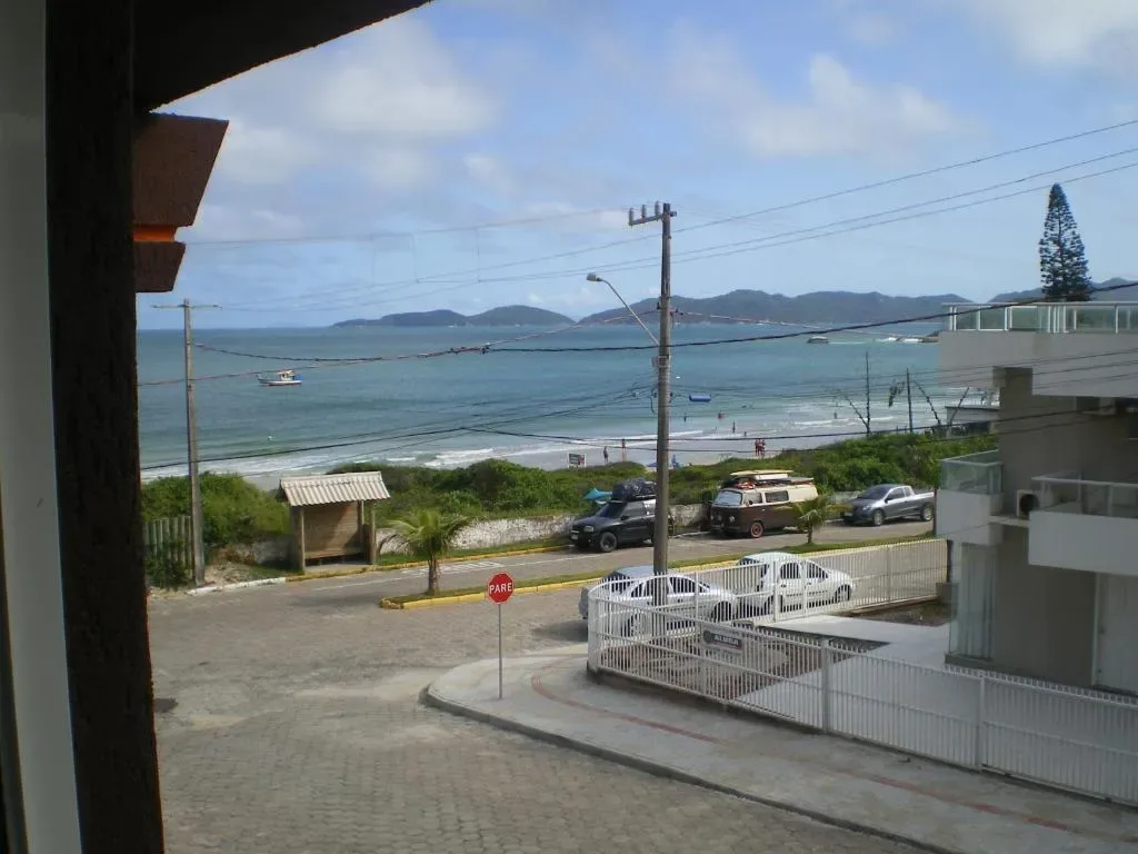 Praia de Quatro Ilhas a 50 metros do mar, Bombinhas, na Avenida Ilha do Arvoredo 40 Apto em Bombinhas/SC — foto 24