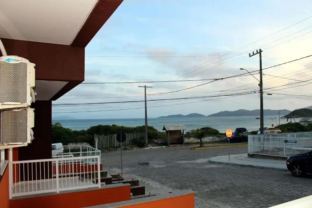 Praia de Quatro Ilhas a 50 metros do mar, Bombinhas, na Avenida Ilha do Arvoredo 40 Apto em Bombinhas/SC — foto 30