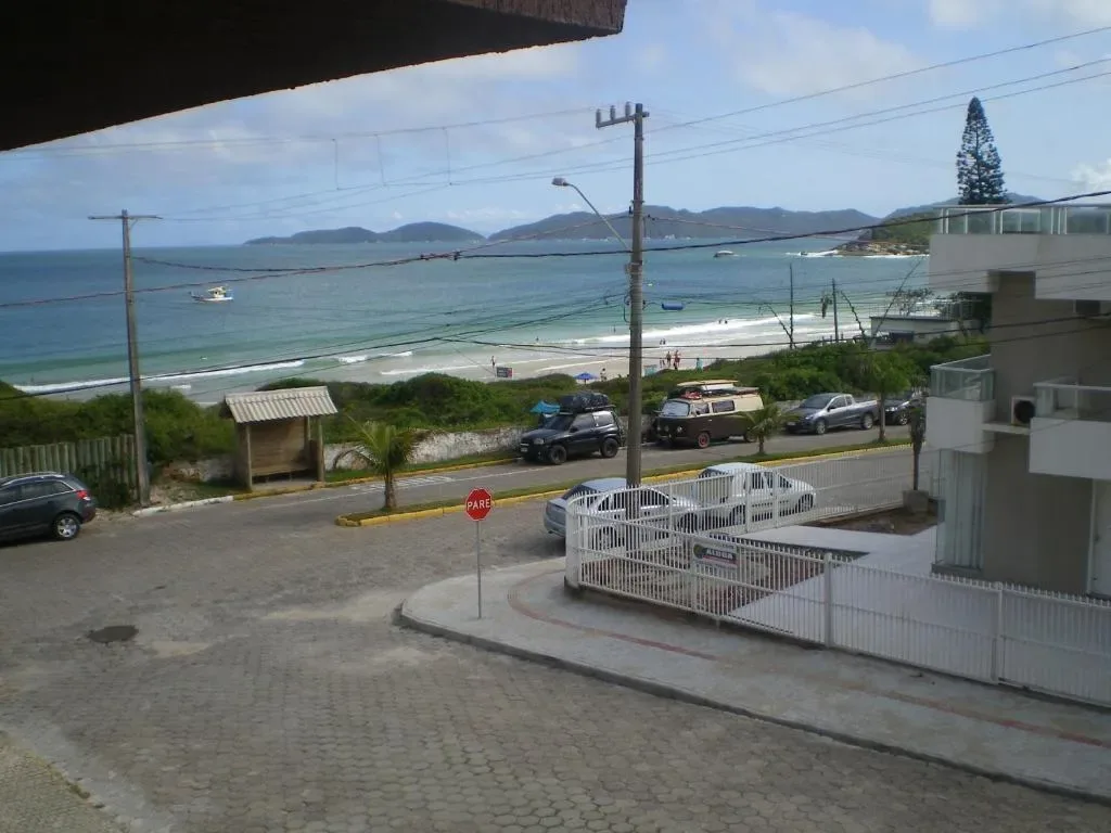 Praia de Quatro Ilhas a 50 metros do mar, Bombinhas, na Avenida Ilha do Arvoredo 40 Apto em Bombinhas/SC — foto 34