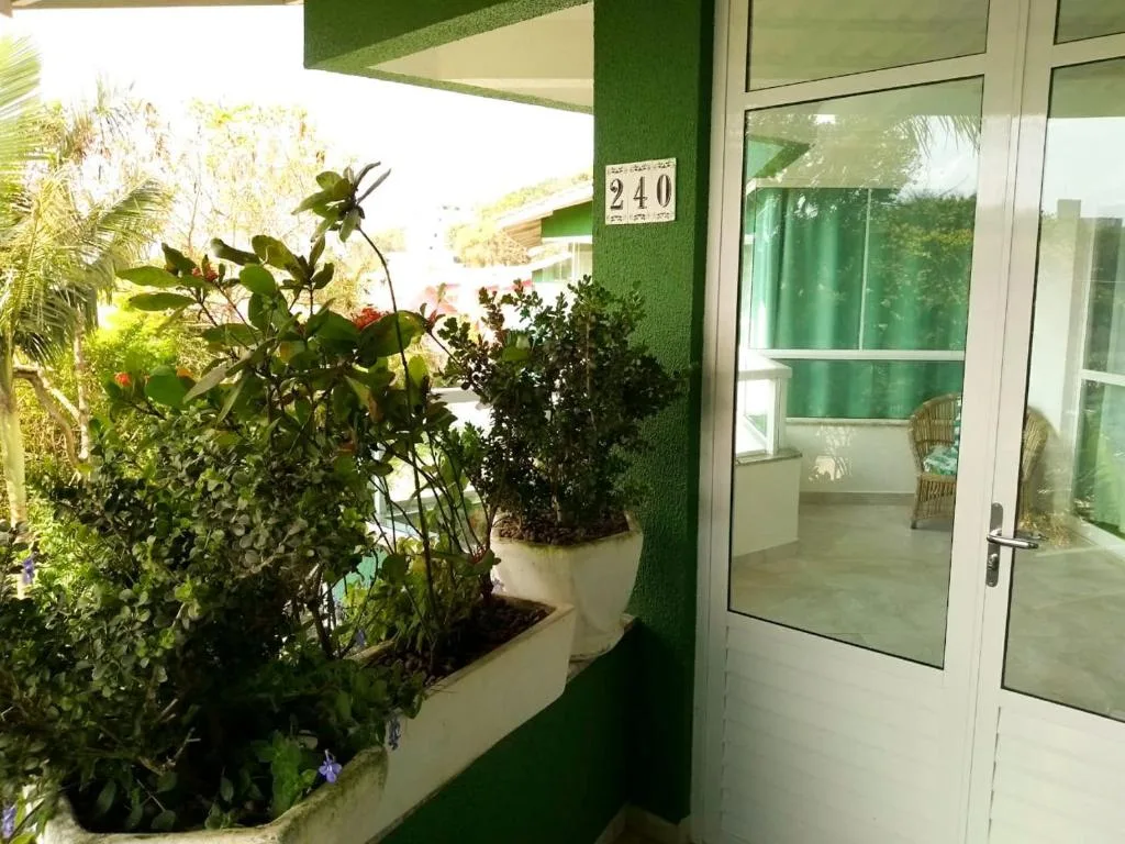 Praia de Bombinhas Res Solar das Bromélias, Bombinhas, na Avenida Vereador Manoel dos Santos 2018 Condominio Solar das Bromelias Apto em Bombinhas/SC — foto 10