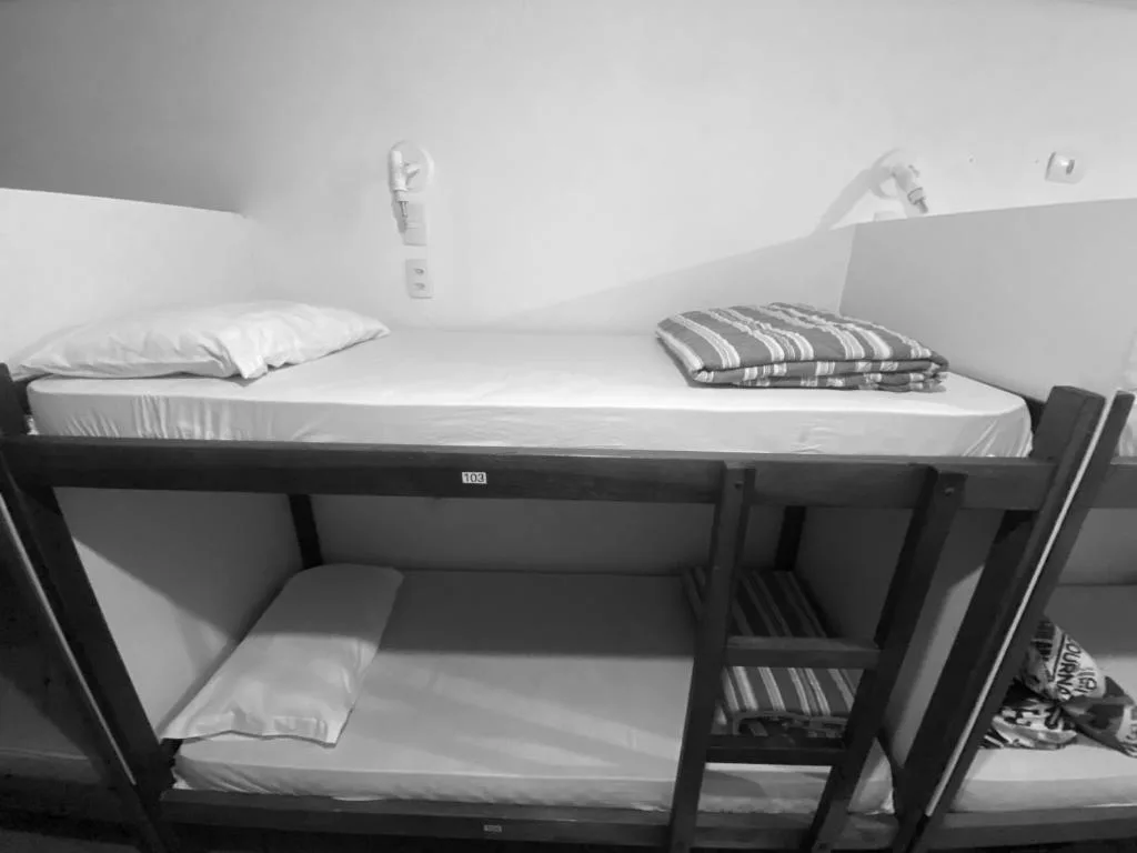 Quatro Ilhas Beach Hostel, Bombinhas, na 107 Rua Ilha Deserta em Bombinhas/SC — foto 8