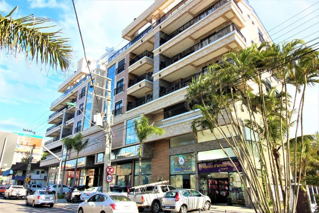 Condominio Waldgarten, Bombinhas, na Av. Ver. Manoel José dos Santos em Bombinhas/SC
