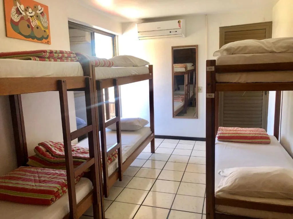 Quatro Ilhas Beach Hostel, Bombinhas, na 107 Rua Ilha Deserta em Bombinhas/SC — foto 12