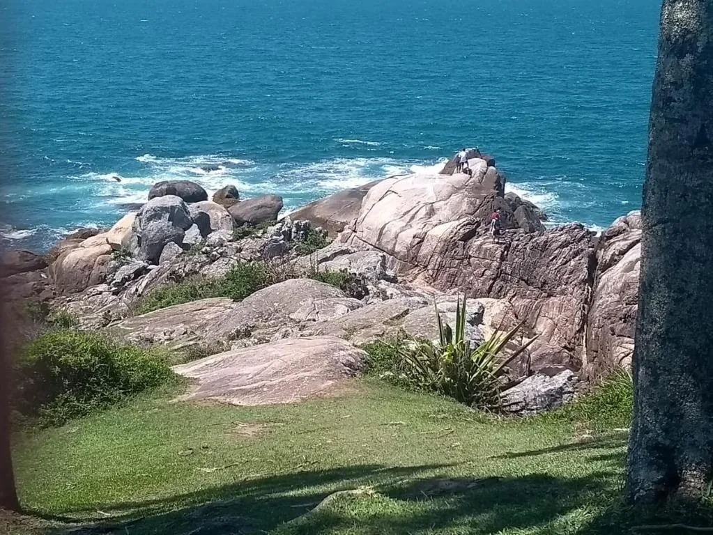 Praia de Bombinhas Res Solar das Bromélias, Bombinhas, na Avenida Vereador Manoel dos Santos 2018 Condominio Solar das Bromelias Apto em Bombinhas/SC — foto 19