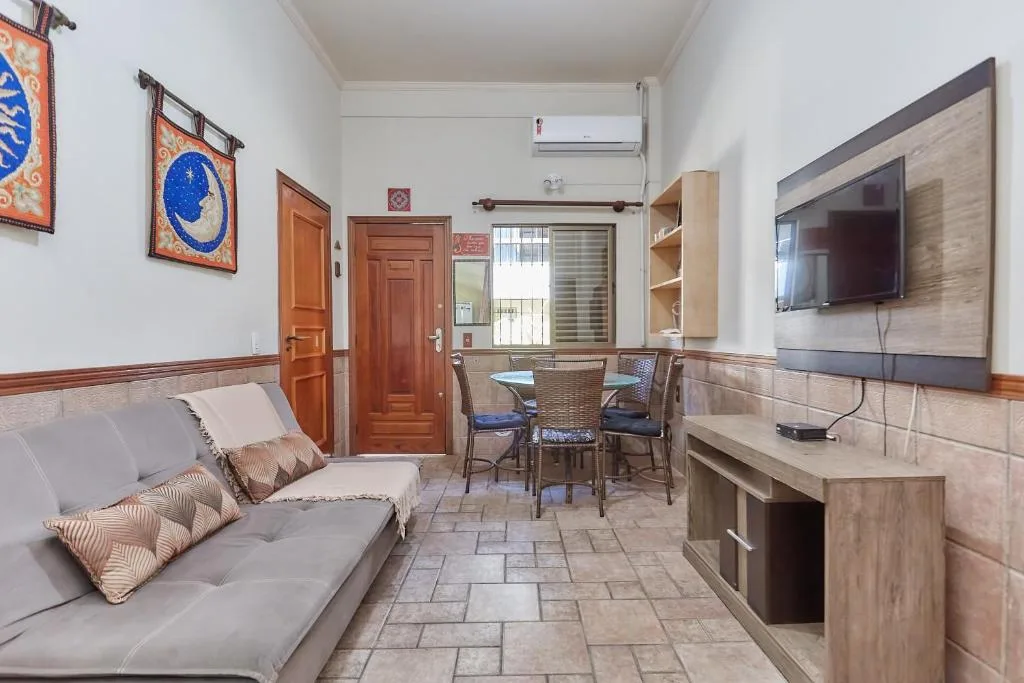471 Apartamento sobrado com 02 suítes e piscina na área comum, Bombinhas, na 78 Rua Carpa Apto 04 Residencial Costa Esmeralda em Bombinhas/SC — foto 11