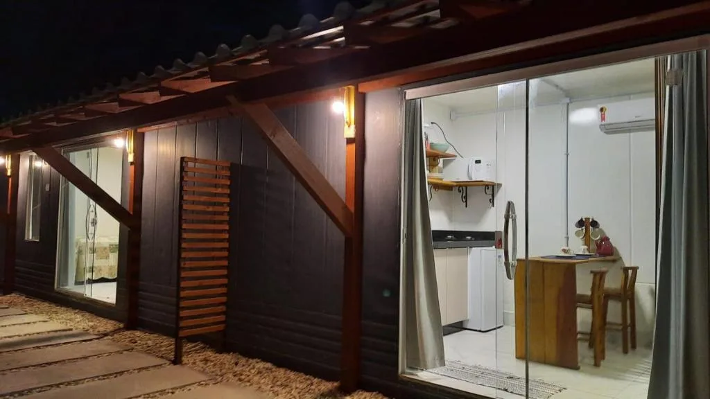 Villa do Mar - 14, Bombinhas, na Rua José Manoel da Silva Poroximo ao Camping Galé Beach em Bombinhas/SC — foto 4