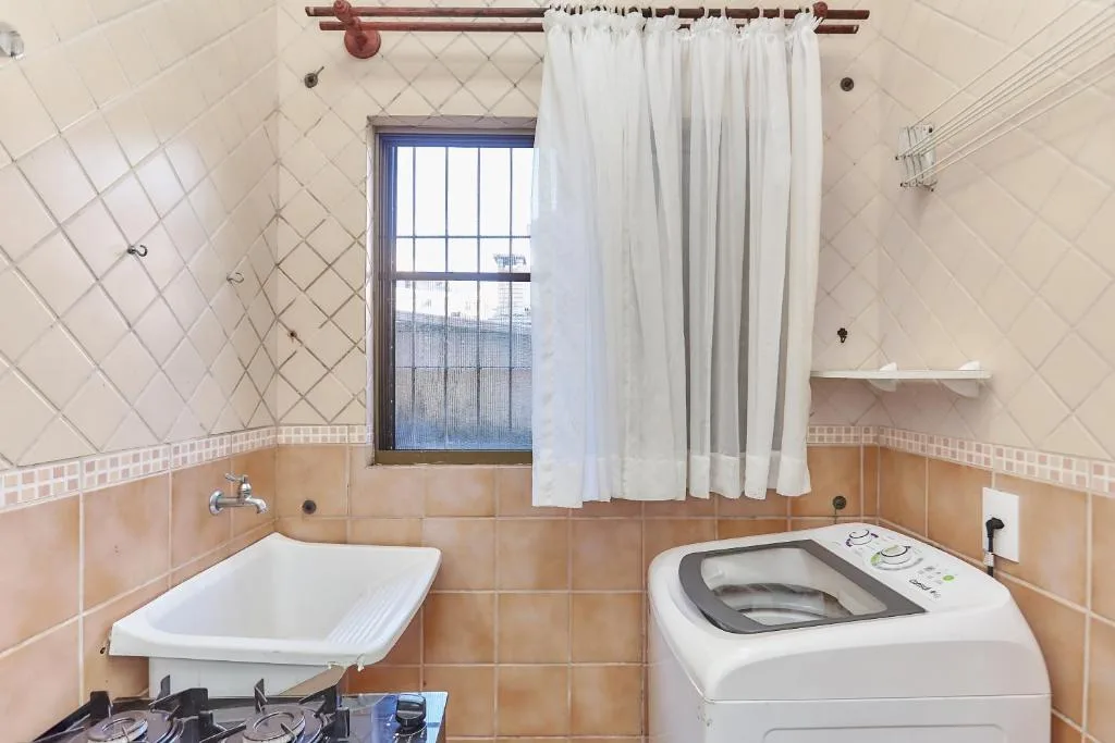 471 Apartamento sobrado com 02 suítes e piscina na área comum, Bombinhas, na 78 Rua Carpa Apto 04 Residencial Costa Esmeralda em Bombinhas/SC — foto 15