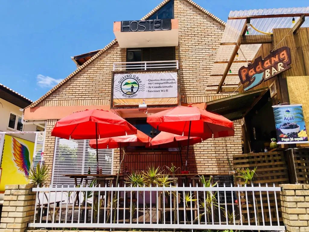 Quatro Ilhas Beach Hostel, Bombinhas, na 107 Rua Ilha Deserta em Bombinhas/SC — foto 25