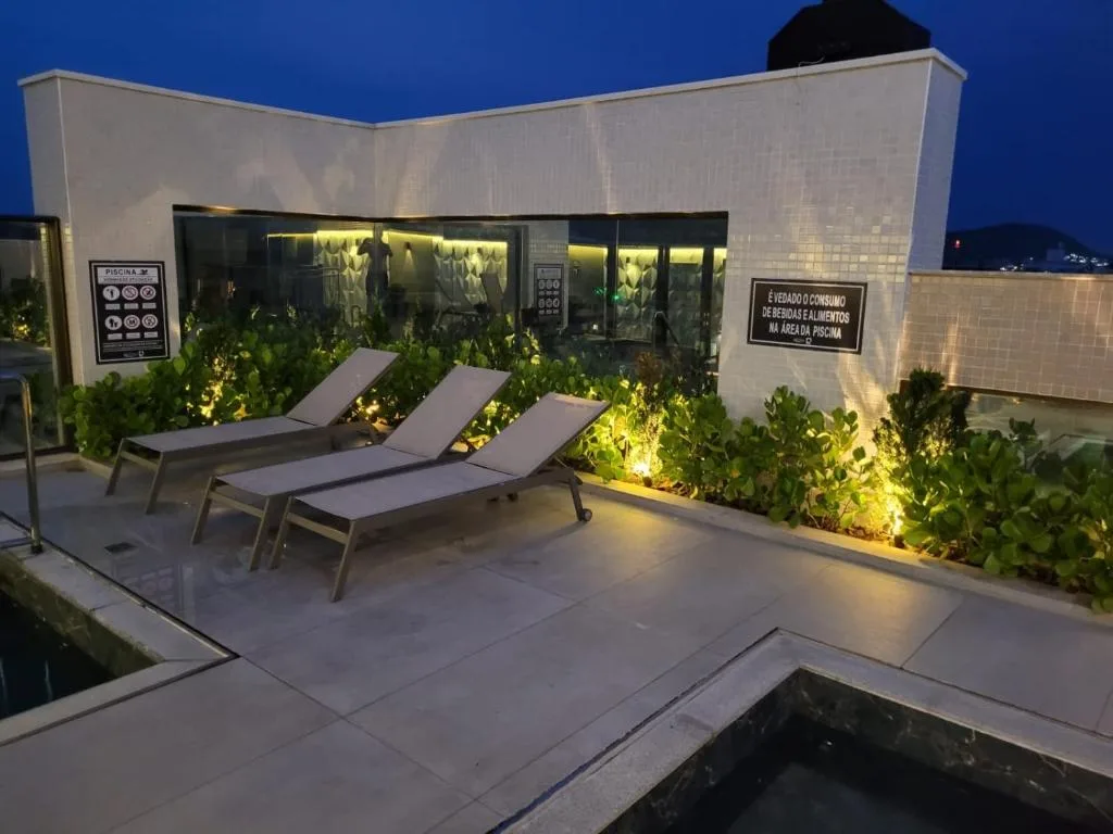 Apartamento completo novo, praia de Bombas com piscina aquecida, Bombinhas, na Rua Canário em Bombinhas/SC — foto 7