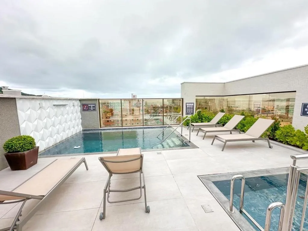 Apartamento completo novo, praia de Bombas com piscina aquecida, Bombinhas, na Rua Canário em Bombinhas/SC — foto 9