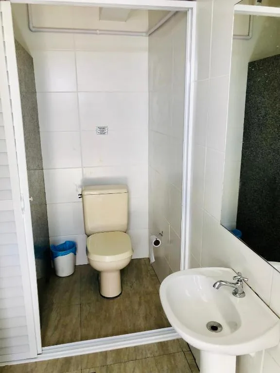 Quatro Ilhas Beach Hostel, Bombinhas, na 107 Rua Ilha Deserta em Bombinhas/SC — foto 42