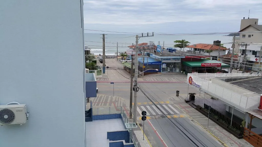 Pousada Bella Costa, Bombinhas, na Avenida Falcao em Bombinhas/SC — foto 44