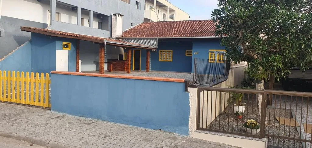 Apartamento completo novo, praia de Bombas com piscina aquecida, Bombinhas, na Rua Canário em Bombinhas/SC — foto 37
