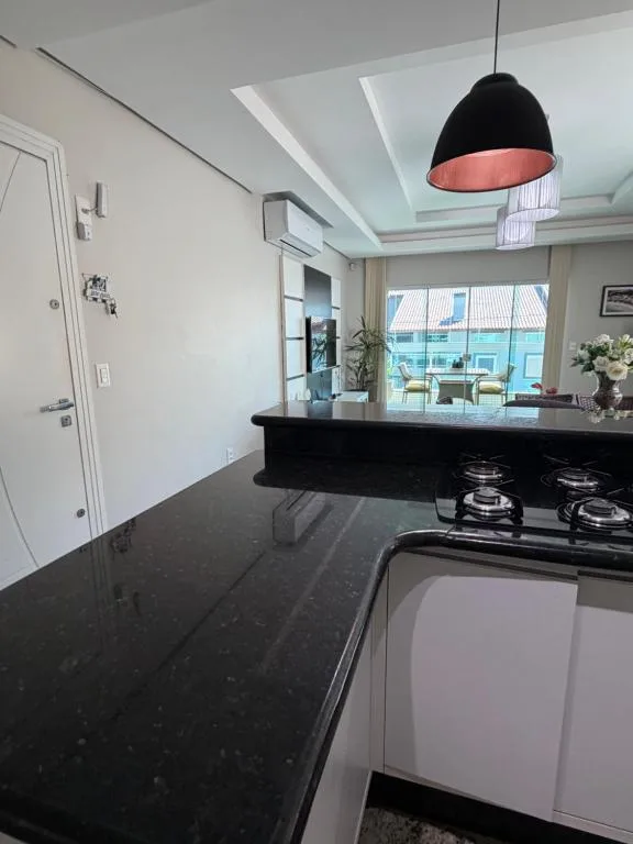 4 ILHAS, 2 SUITES, 2 GARAGENS, Bombinhas, na Avenida Ilha do Arvoredo, Quatro Ilhas em Bombinhas/SC — foto 10