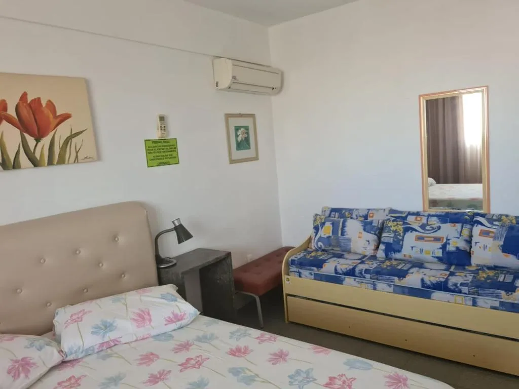 PRAIA 4 ILHAS Apartamento 1 Quarto a 50M da Praia, Bombinhas, na Rua Ilha Bela, Número, bairro Quatro Ilhas em Bombinhas/SC — foto 6