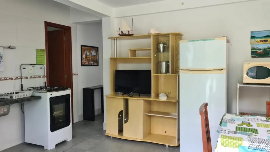 PRAIA 4 ILHAS Apartamento 1 Quarto a 50M da Praia, Bombinhas, na Rua Ilha Bela, Número, bairro Quatro Ilhas em Bombinhas/SC — foto 17