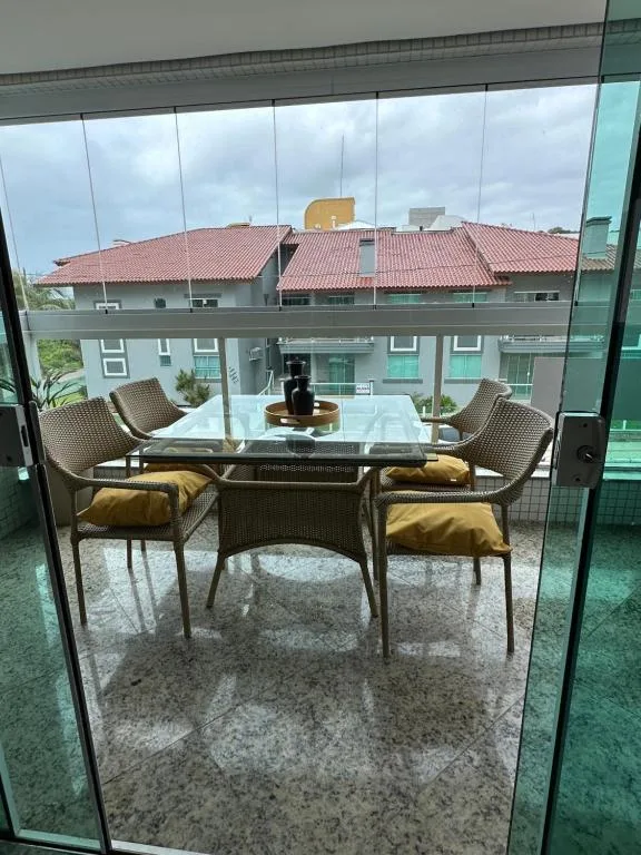4 ILHAS, 2 SUITES, 2 GARAGENS, Bombinhas, na Avenida Ilha do Arvoredo, Quatro Ilhas em Bombinhas/SC — foto 23