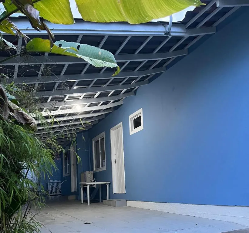 Casa no Centrinho para 2 pessoas 100m do Mar, Bombinhas, na Rua Mafra em Bombinhas/SC — foto 3
