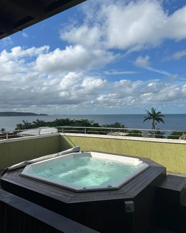 Pousada Brisa do Mar, Bombinhas, na Rua Tubarão em Bombinhas/SC
