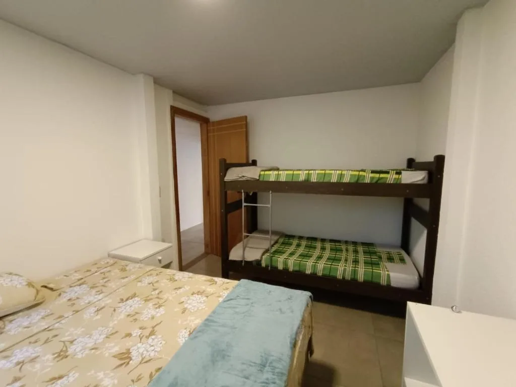 Apartamentos Lagoinha, Bombinhas, na Rua Garoupas em Bombinhas/SC — foto 40