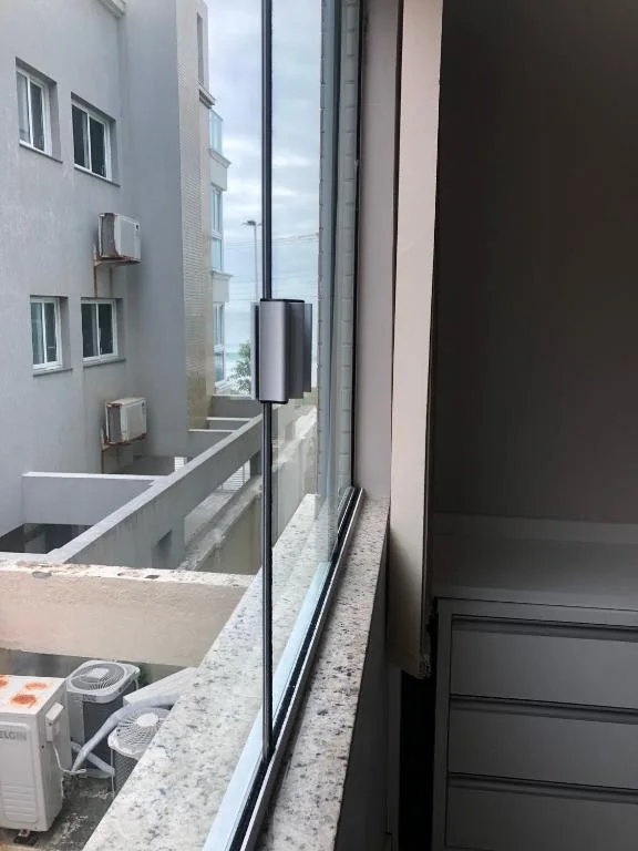 4 ILHAS, 2 SUITES, 2 GARAGENS, Bombinhas, na Avenida Ilha do Arvoredo, Quatro Ilhas em Bombinhas/SC — foto 36