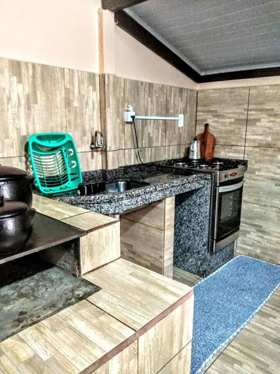 Aluguel casa Bombinhas, Bombinhas, na Rua Salmão Casa em Bombinhas/SC — foto 4