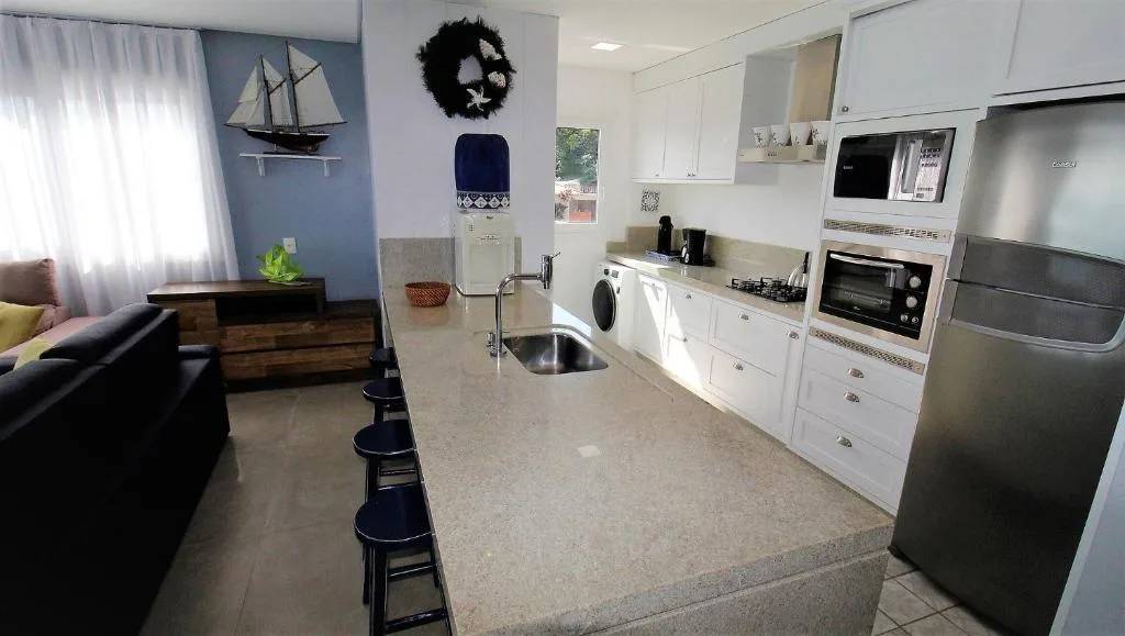 1080 - Apartamento com vista para o mar em Bombinhas, Bombinhas, na Rua Garoupa Apto em Bombinhas/SC — foto 17