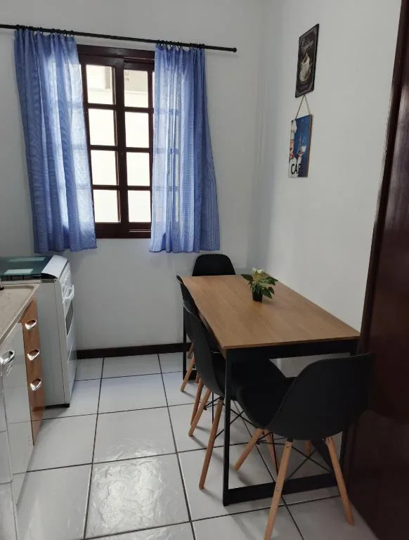 Residencial DO MAR, Bombinhas, na 170 Rua Salema em Bombinhas/SC — foto 16