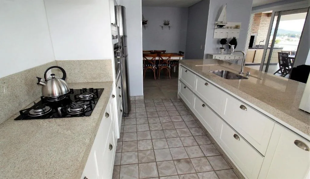 1080 - Apartamento com vista para o mar em Bombinhas, Bombinhas, na Rua Garoupa Apto em Bombinhas/SC — foto 22