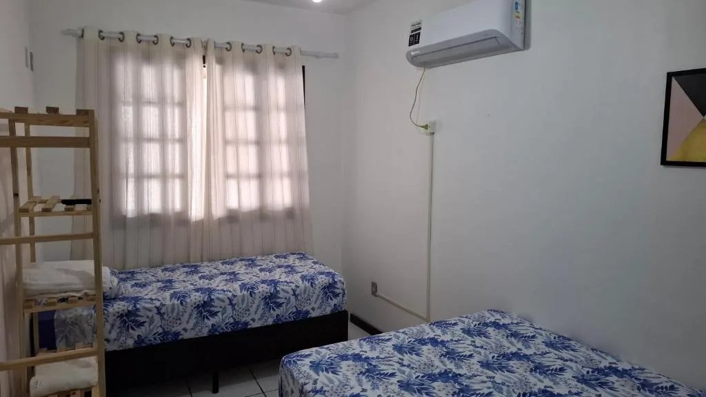 Residencial DO MAR, Bombinhas, na 170 Rua Salema em Bombinhas/SC — foto 24