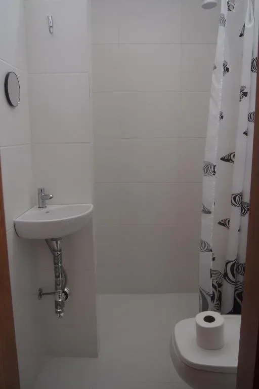 Apartamentos Morada do Canto - 130m da praia principal Bombinhas, Bombinhas, na R. Carapicu em Bombinhas/SC — foto 45