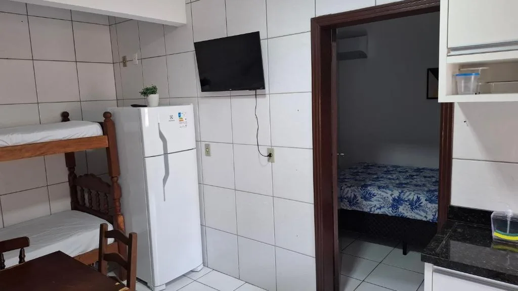 Residencial DO MAR, Bombinhas, na 170 Rua Salema em Bombinhas/SC — foto 28